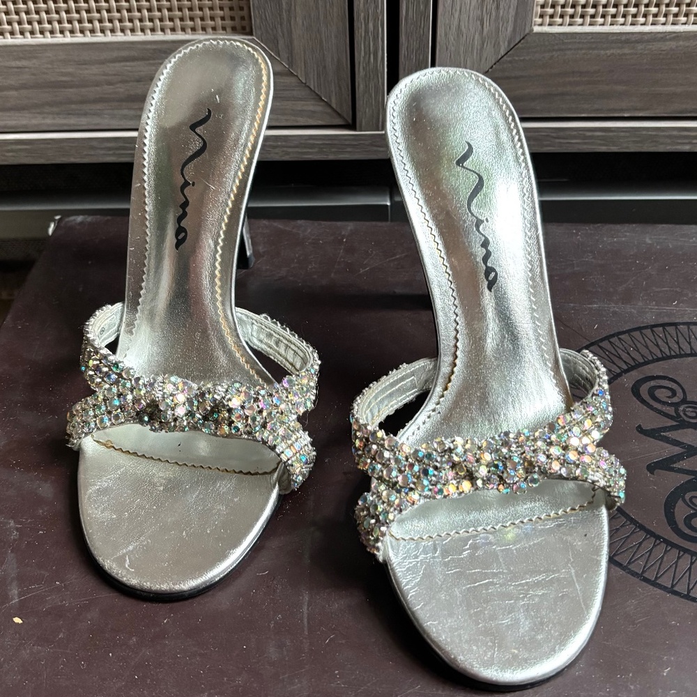 Nina Crystal Heels Size 7.5